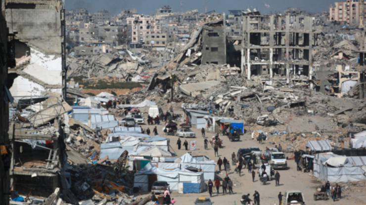 বিধ্বস্ত গাজা শহর ‘সিল’ করে দিয়েছে ইসরায়েলি বাহিনী